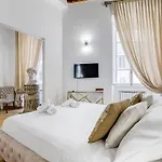 Apartament Babuino Exclusive - Grand Historic Center *