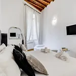 Babuino Exclusive - Grand Historic Center *