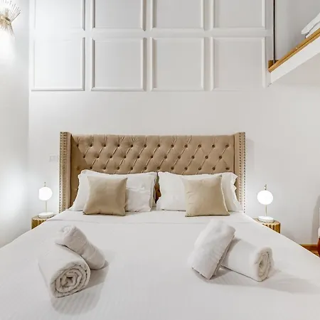Babuino Exclusive - Grand Historic Center 아파트 로마