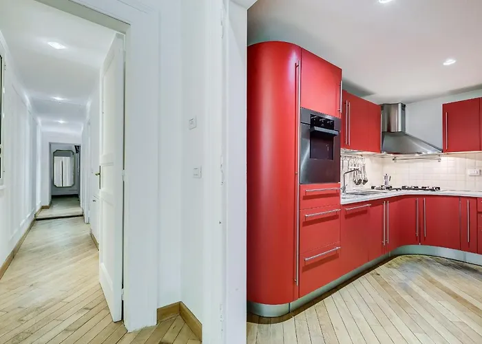 New Opening!! - Babuino Exclusive *